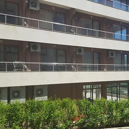 In Princess Apartment Balchik