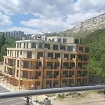 In Princess Apartment Balchik